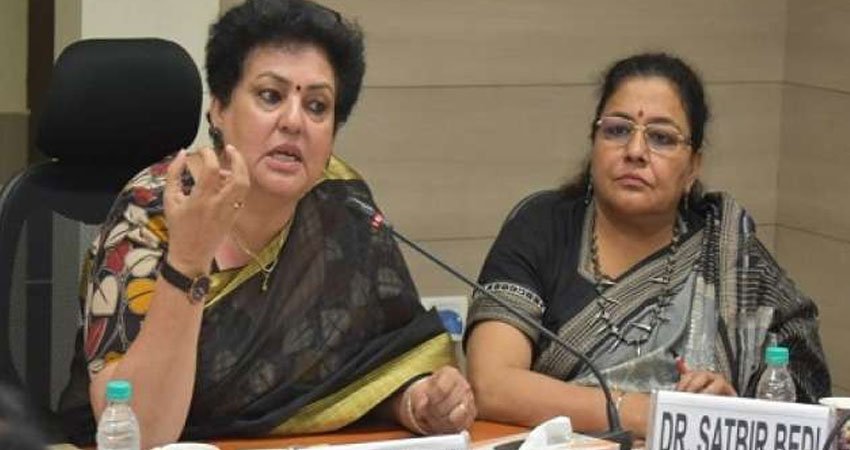 पश्चिम बंगाल में सक्रिय हुईं राष्ट्रीय महिला आयोग की अध्यक्ष रेखा शर्मा, निशाने पर ममता सरकार पश्चिम बंगाल में सक्रिय हुईं राष्ट्रीय महिला आयोग की अध्यक्ष रेखा शर्मा, निशाने पर ममता सरकार