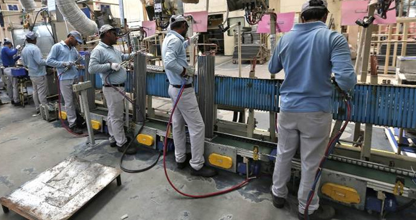 औद्योगिक उत्पादन का 7 साल का सबसे खराब प्रदर्शन, दिखी मंदी की झलक औद्योगिक उत्पादन का 7 साल का सबसे खराब प्रदर्शन, दिखी मंदी की झलक