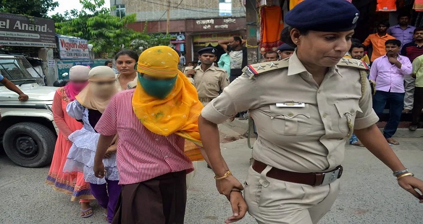 मुजफ्फरपुर: ब्रजेश ठाकुर की बढ़ी मुश्किलें, ED ने दायर किया आरोपपत्र मुजफ्फरपुर: ब्रजेश ठाकुर की बढ़ी मुश्किलें, ED ने दायर किया आरोपपत्र
