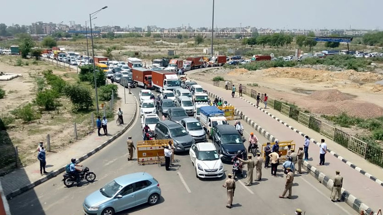 दिल्ली ट्रैफिक पुलिस ने संशोधित की सभी श्रेणी के वाहनों के लिए अधिकतम स्पीड लिमिट दिल्ली ट्रैफिक पुलिस ने संशोधित की सभी श्रेणी के वाहनों के लिए अधिकतम स्पीड लिमिट