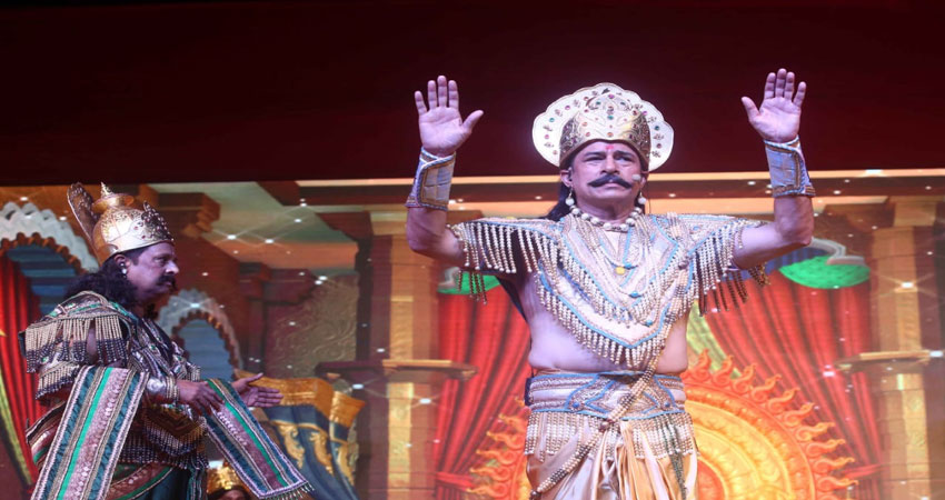 प्रकट भए कृपाला, दीनदयाला...... प्रकट भए कृपाला, दीनदयाला......