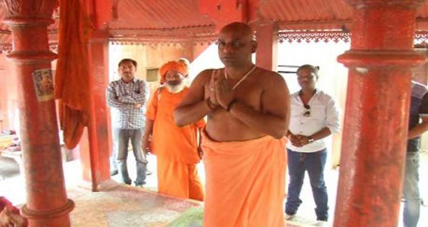 अखिल भारतीय अखाड़ा परिषद ने पहली बार दलित साधु को बनाया महामंडलेश्वर अखिल भारतीय अखाड़ा परिषद ने पहली बार दलित साधु को बनाया महामंडलेश्वर