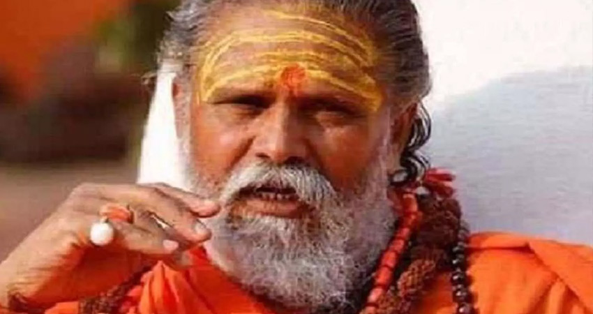 महंत नरेंद्र गिरि की आखिरी वसीयत को लेकर वकील ने किया दावा, उत्तराधिकारी का बताया नाम महंत नरेंद्र गिरि की आखिरी वसीयत को लेकर वकील ने किया दावा, उत्तराधिकारी का बताया नाम