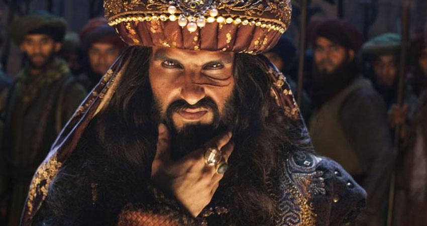''पद्मावत'' पाकिस्तान में पास, लेकिन मलेशिया में इस वजह से रोकी गई रिलीज ''पद्मावत'' पाकिस्तान में पास, लेकिन मलेशिया में इस वजह से रोकी गई रिलीज