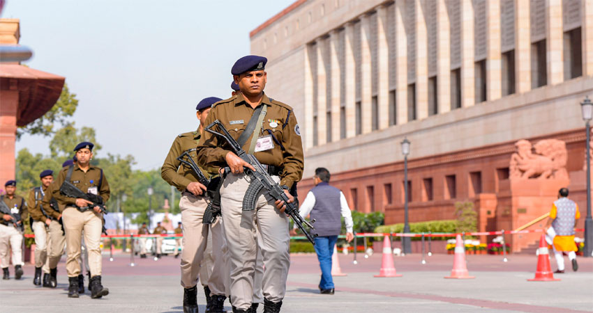 Major Lapse In Security Of Parliament House